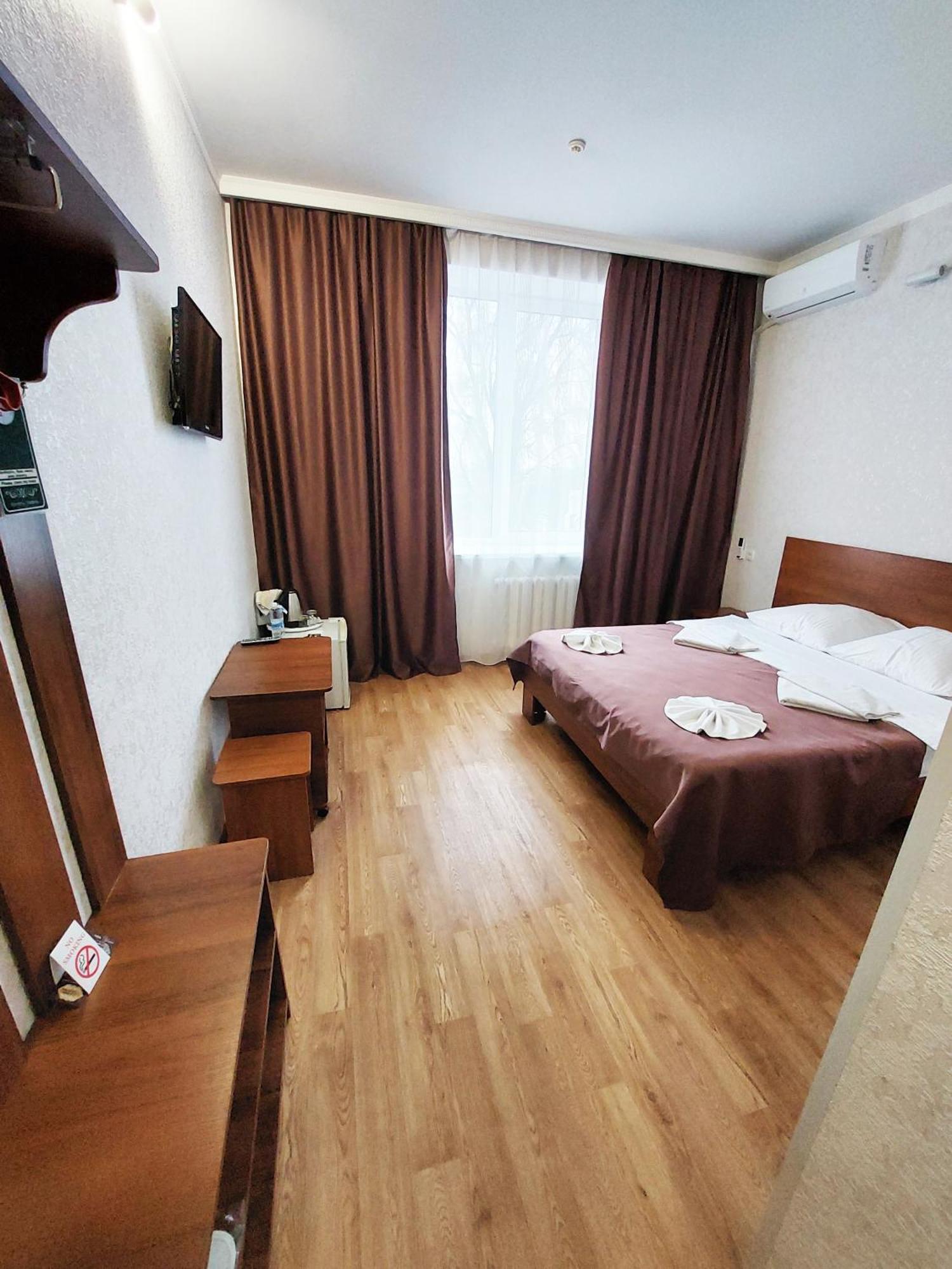 Uman Hotel Exteriör bild