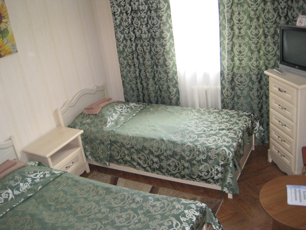 Uman Hotel Exteriör bild